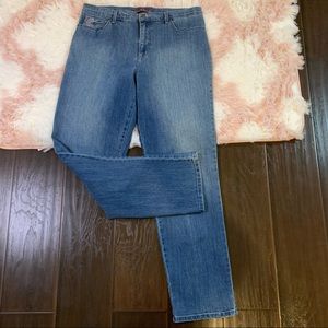 Gloria Vanderbilt Amanda Straight Leg Jeans Women’s Size 12